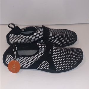 NWT J Sport Water Shoes Outdoors Swimming